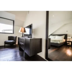 San Pietro all'Orto - Exclusive Milano - Armani Casa - Shopping - Montenapoleone - Via della Spiga - 5 Days 4 Nights - Avvenice