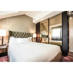 San Pietro all'Orto - Exclusive Milano - Armani Casa - Shopping - Montenapoleone - Via della Spiga - 3 Days 2 Nights - Avvenice