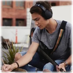 Skullcandy - Hesh 3 - Black - Bluetooth Wireless Over-Ear Headphones with Microphone - Noise Isolating Memory Foam - Avvenice