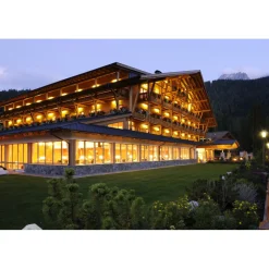 Sport & Kurhotel Bad Moos - Dolomites Spa Resort - Health & Wellness - 4 Days 3 Nights - Avvenice