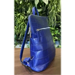 Suèi - Backpack of Crocodile Leather - Blue - Handmade in Italy - Luxury Exclusive Collection - Avvenice