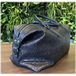 Suèi - Bag of Calf Leather - Black - Handmade in Italy - Luxury Exclusive Collection - Avvenice