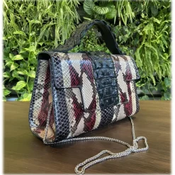 Suèi - Bag of Medium Size of Python & Crocodile Leather - Black - Handmade in Italy - Luxury Exclusive Collection - Avvenice