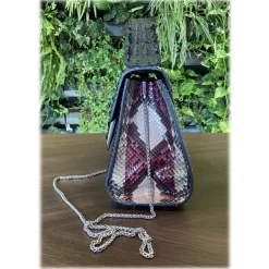 Suèi - Bag of Medium Size of Python & Crocodile Leather - Black - Handmade in Italy - Luxury Exclusive Collection - Avvenice