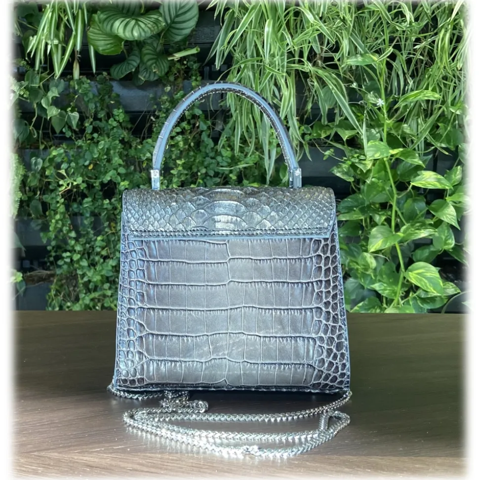 Suèi - Bag of Mini Size of Printed Crocodile Leather - Black - Handmade in Italy - Luxury Exclusive Collection - Avvenice