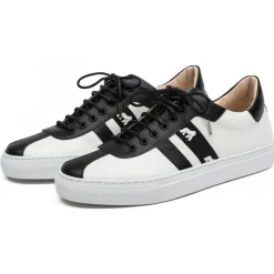 Suèi - Sneakers in Black&white With Gorilla Ribbon - Handmade in Italy - Luxury Exclusive Collection - Avvenice