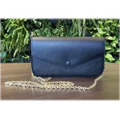 Suèi - Wallet of Calf Leather - Black - Handmade in Italy - Luxury Exclusive Collection - Avvenice