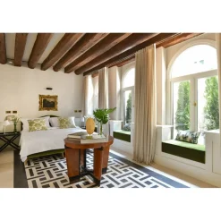 Suite Morosini Brandolin - 5 Days 4 Nights - Exclusive Luxury - Venice - Veneto Italy - Avvenice