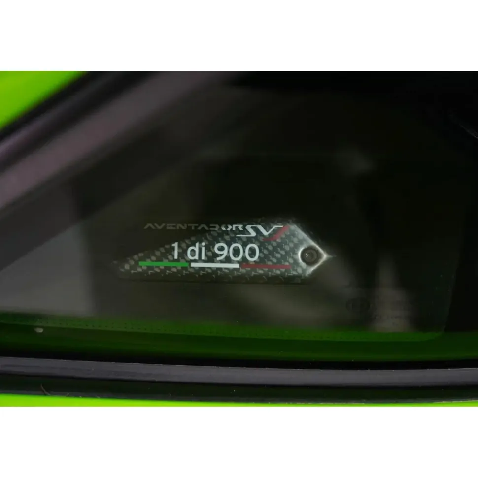 Superior Car Rental - Lamborghini Aventador SVJ - Green - Exclusive Luxury Rent - Avvenice