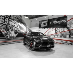 Superior Car Rental - Lamborghini Urus - Black - Exclusive Luxury Rent - Avvenice