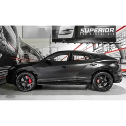 Superior Car Rental - Lamborghini Urus - Black - Exclusive Luxury Rent - Avvenice