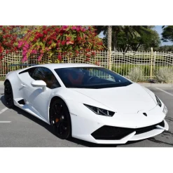 Superior Car Rental - Lamborghini Huracan Coupe - White - Exclusive Luxury Rent - Avvenice