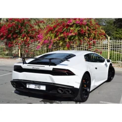 Superior Car Rental - Lamborghini Huracan Coupe - White - Exclusive Luxury Rent - Avvenice