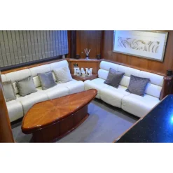 Superior Car Rental - Luxury VIP Yacht Rental - 95 ft Sunseeker Black Predator - Exclusive Luxury Rent - Avvenice