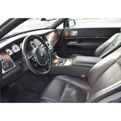 Superior Car Rental - Rolls-Royce Wraith - Exclusive Luxury Rent - Avvenice