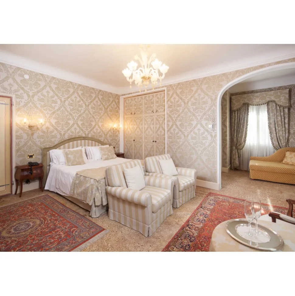 Villa Condulmer - Relax & Golf - Executive Suite - 5 Days 4 Nights - Venice - Villa - Veneto Italy - Avvenice