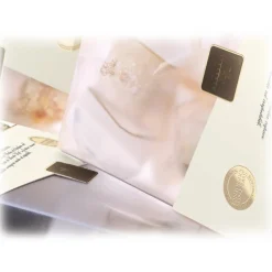 Vincente Delicacies - Almond Cookies with Sicilian Pistachios - Fine Pastry with Almonds in Crystal Box - Avvenice