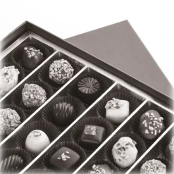 Vincente Delicacies - Assortment of Fine Artisan Filled Chocolates - Maravilha - Filled Chocolates in Gift Box - Avvenice