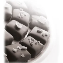 Vincente Delicacies - Ultra-Fine Handmade Chocolates with a Creamy Ganache Filling - Chocolates - Maravilha Velouté - Avvenice