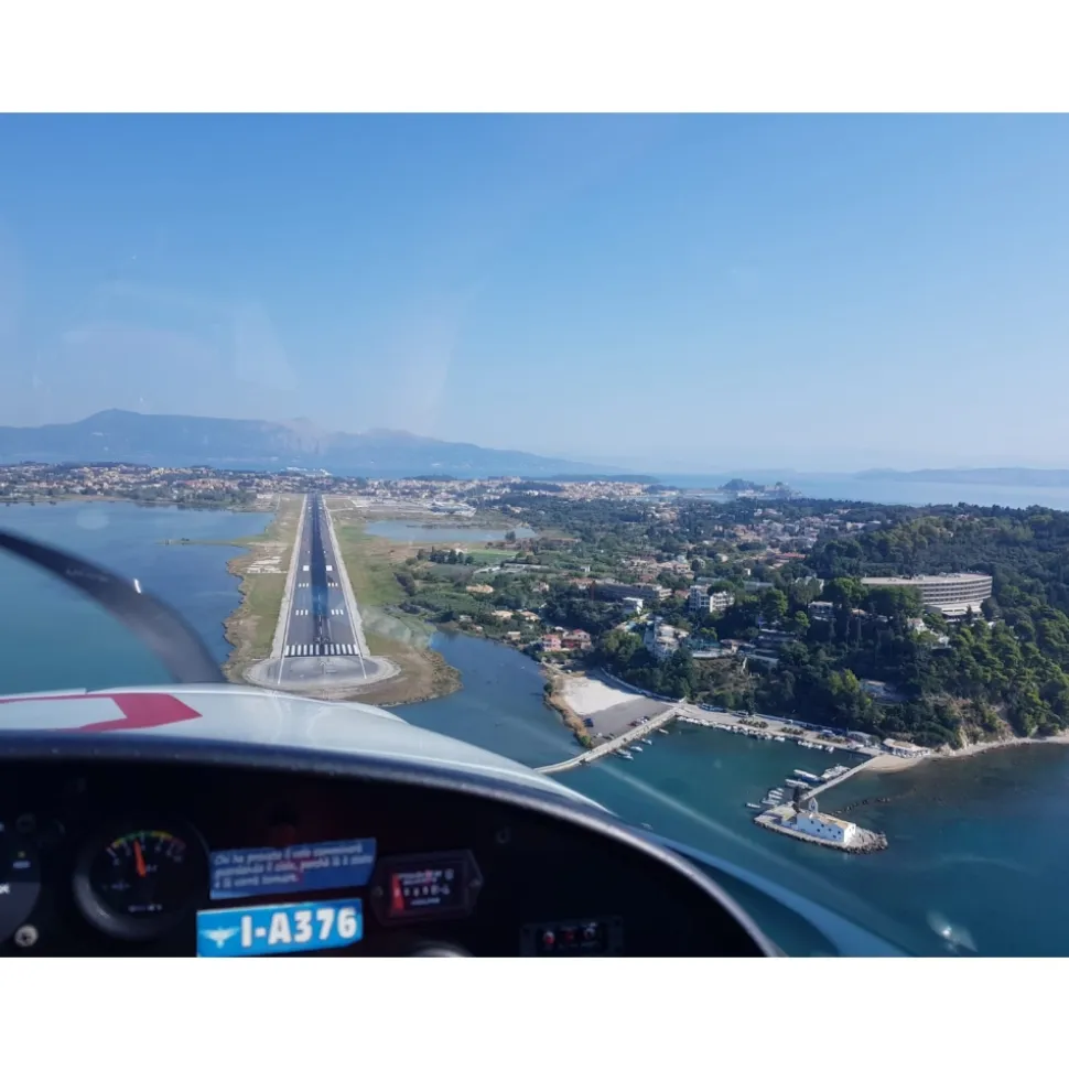 Volare in Salento - Exclusive Adriatic Side - Cessna - Exclusive Panoramic Flight - Salento - Puglia - Avvenice