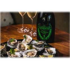Wilde Wadoesters - Wild Oysters - 200 - Handpicked on the Wadden Sea - UNESCO World Heritage Site - Avvenice