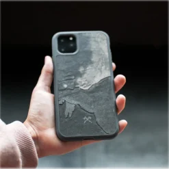 Woodcessories - Eco Bumper - Stone Cover - Canyon Red - iPhone 11 - Real Stone Cover - Eco Case - Bumper Collection - Avvenice