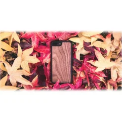 Woodcessories - Eco Bumper - Walnut Cover - Black - iPhone XR - Wooden Cover - Eco Case - Bumper Collection - Avvenice