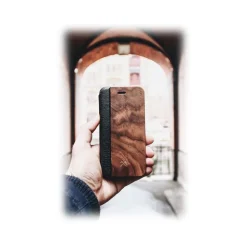 Woodcessories - Eco Wallet Flip Cover - Real Wood and Leather - Maple - iPhone X / XS - Eco Case - Flip Collection - Avvenice