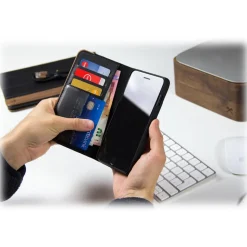 Woodcessories - Eco Wallet Flip Cover - Real Wood and Leather - Rich Walnut - iPhone X / XS - Eco Case - Flip Collection - Avvenice