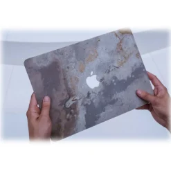 Woodcessories - Real Stone MacBook Cover - Canyon Red - MacBook 13 Pro Retina - Eco Skin Stone - Apple Logo - Avvenice