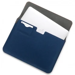 Woodcessories - Walnut / Blue Navy Leather / MacBook Bag - MacBook 15 Pro Ret - Eco Pouch Case - Wooden MacBook Bag - Avvenice