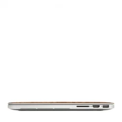 Woodcessories - Walnut / MacBook Skin Cover - MacBook 13 Pro Retina - Eco Skin - Axe Logo - Wooden MacBook Cover - Avvenice