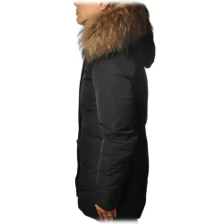 Woolrich - Arctic Parka with Hood and Contrasting Color Fur - Black - Jacket - Luxury Exclusive Collection - Avvenice