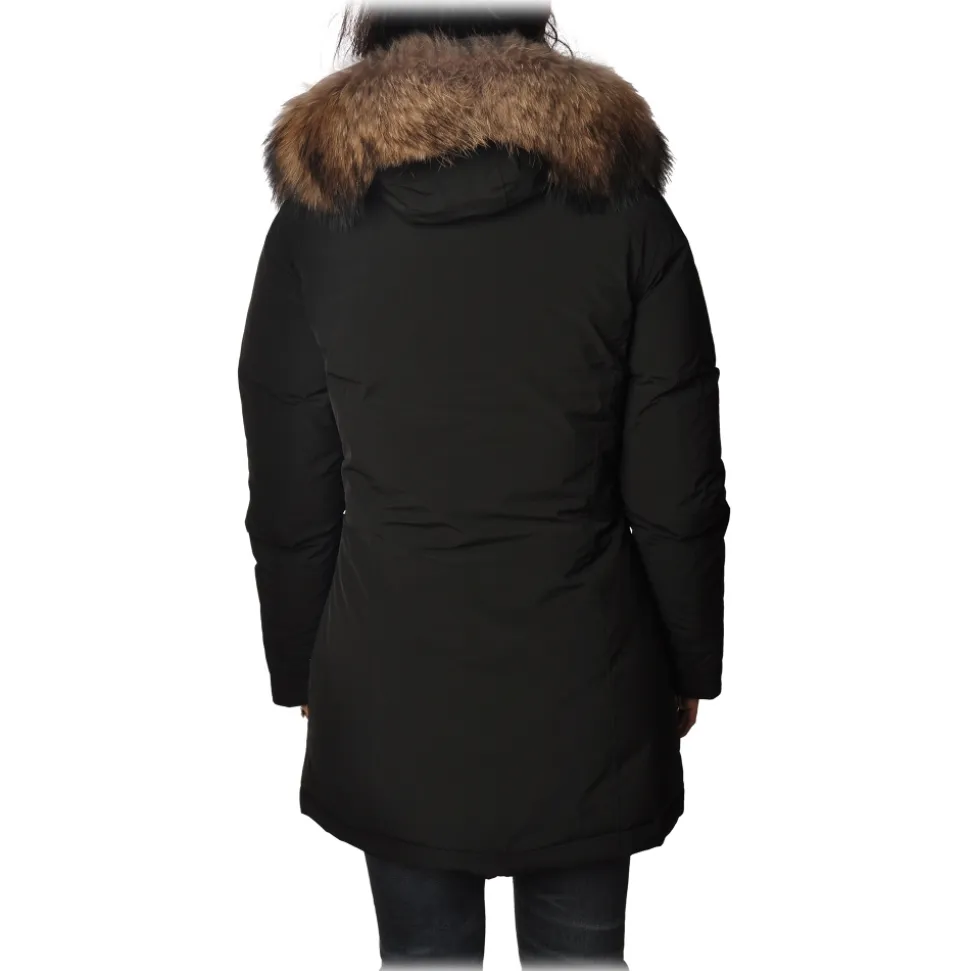 Woolrich - Hooded Waisted Down Jacket - Black - Jacket - Luxury Exclusive Collection - Avvenice