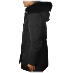 Woolrich - Luxury Fox Black Fitted Down Jacket - Black - Jacket - Luxury Exclusive Collection - Avvenice