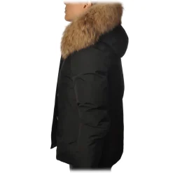 Woolrich - Short Down Jacket Artic PA with Removable Fur-trimmed Hood - Black - Jacket - Luxury Exclusive Collection - Avvenice