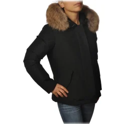 Woolrich - Short Jacket with Fur-Trimmed Hood - Black - Jacket - Luxury Exclusive Collection - Avvenice