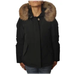 Woolrich - Short Jacket with Fur-Trimmed Hood - Black - Jacket - Luxury Exclusive Collection - Avvenice